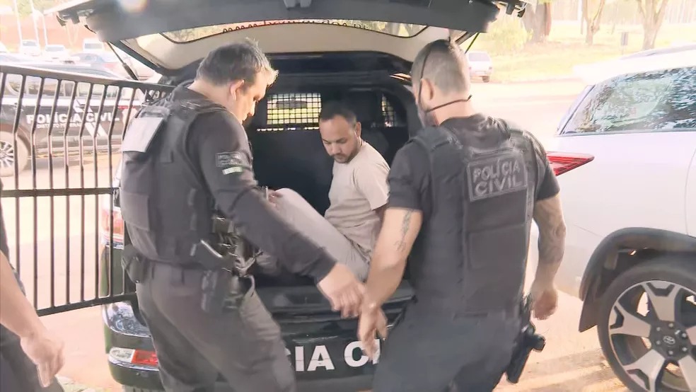 Além de Kleber Moraes, conhecido como "Klebim", outras três pessoas foram presas. Influencer do DF é preso por exploração de jogos de azar