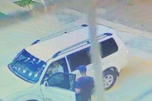 Um dos supostos integrantes morreu em troca de tiros. Preso grupo suspeito de exigir pix de R$ 56 mil após sequestro relâmpago em Goiânia