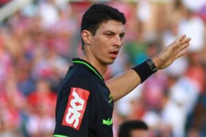 Árbitro Eduardo Tomaz da FGF