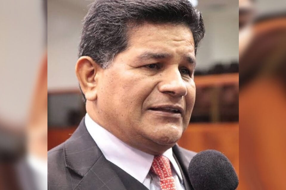 Conduta ilícita, não criminosa, diz promotor sobre suposta fundação fantasma de pastor suspeito de lobby no MEC