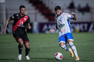 Wellington Rato marcando Igor Pupinski