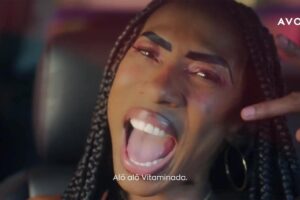 Inês Brasil comemora propaganda na Globo: não foi fácil