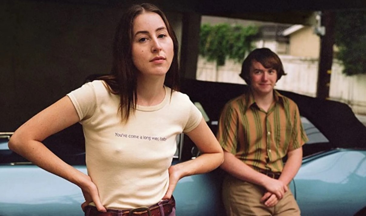 Sessão de cinema gratuita com o filme Licorice Pizza