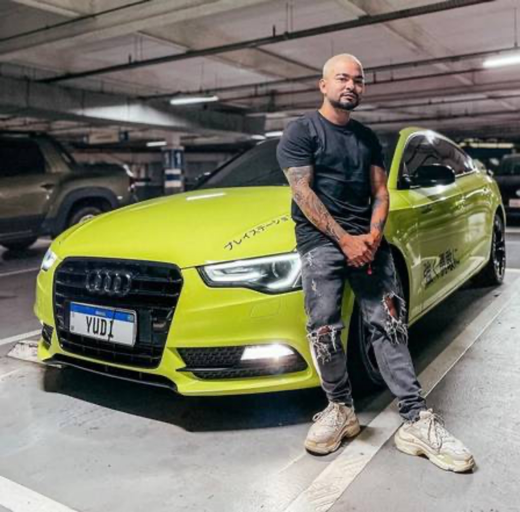 Yudi Tamashiro ostentou carrão na web
