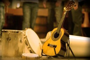 Onde ouvir samba e MPB em Goiânia: veja onde curtir com os amigos