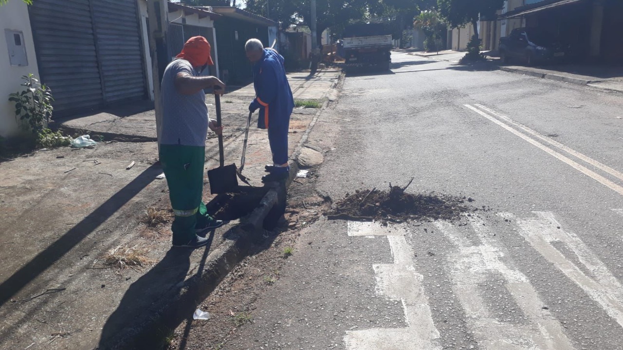 Prefeitura realiza reparos no asfalto de 12 bairros de Goiânia nesta quarta (2) (Foto: Prefeitura)