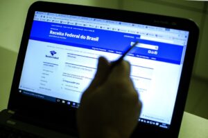 IR 2024: confira quais são as doenças que garantem ao contribuinte isenção de Imposto de Renda Benefício alcança rendimentos de aposentadoria