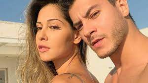 Maíra Cardi diz que perguntou para Arthur se queria entrar no BBB 22 casado ou solteiro