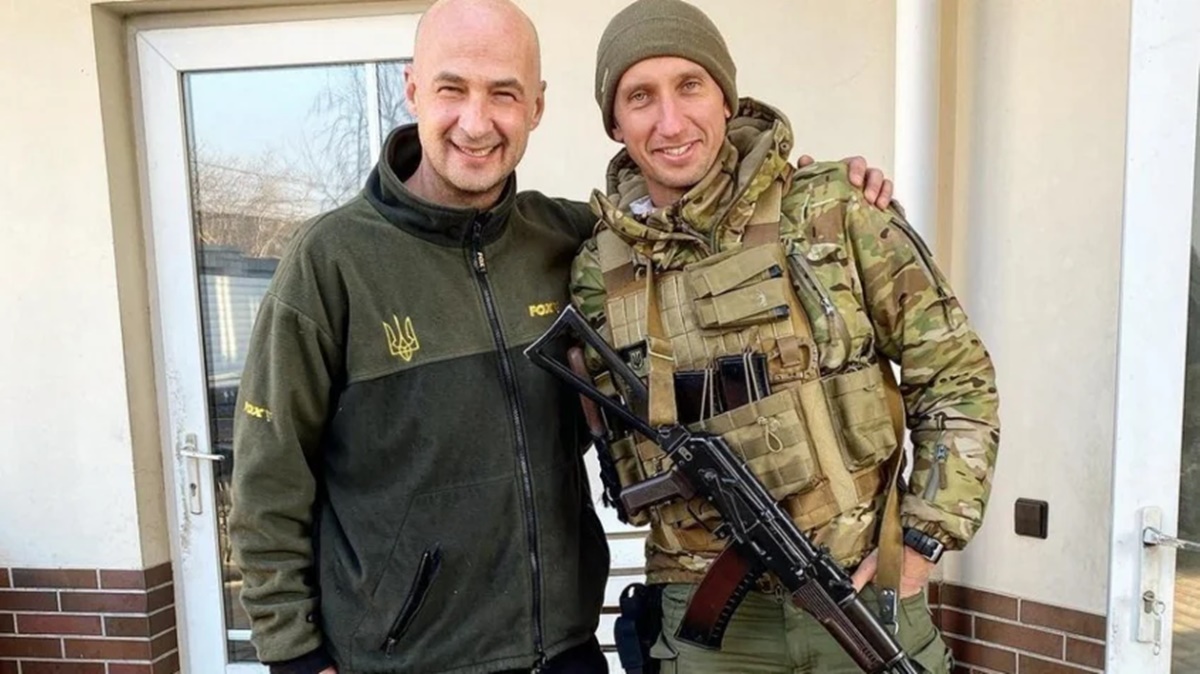 Andrei Medvedev (esquerda) e Sergiy Stakhovsky se juntaram a Ucrânia na guerra contra a Rússia