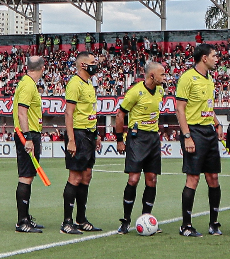 Wilton Pereira Sampaio árbitro