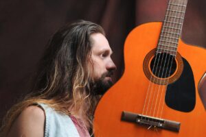 Banda Muamba em Goiânia: trio se apresenta nesta sexta-feira