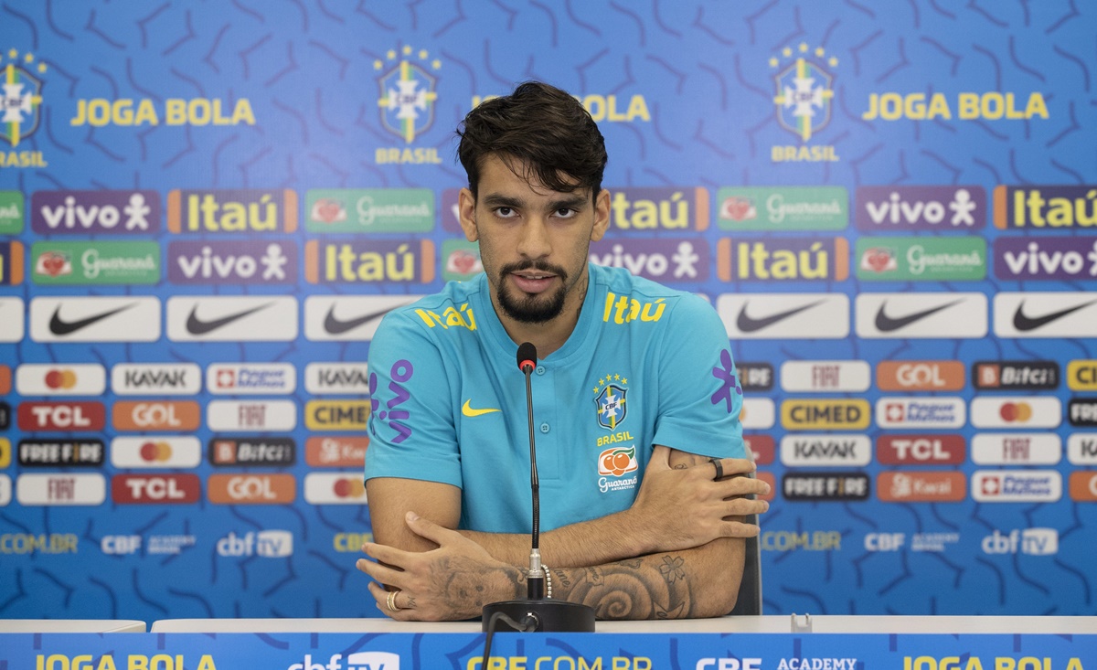 Paquetá em coletiva pela seleção brasileira