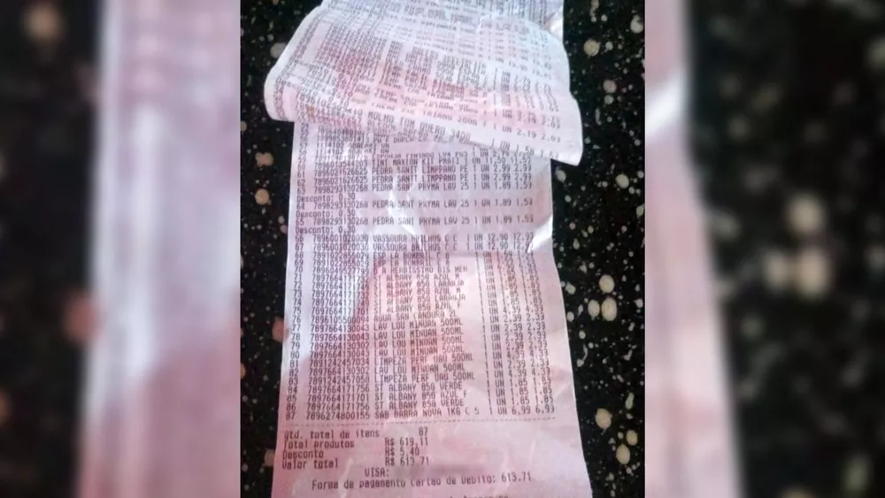 Mulher teve as compras de mercado roubadas após chamar um motorista de aplicativo em Campo Grande-MS. (Foto: Reprodução/RedesSociais)