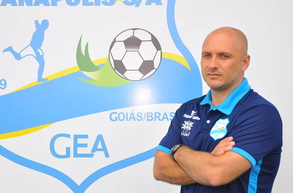 Pedro Correia deixa o Grêmio Anápolis após 7 anos de trabalho