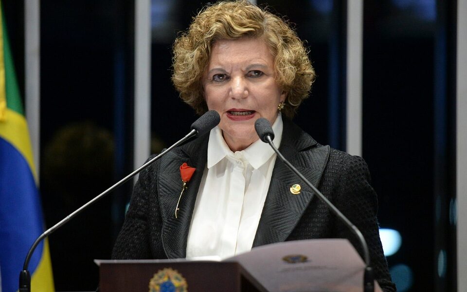 Senadora Lúcia Vânia
