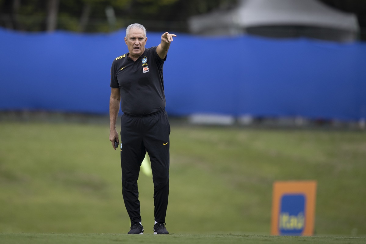 Tite comanda treino da seleção brasileira antes de último jogo das Eliminatórias