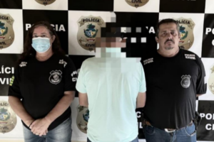 Idoso que abusou da neta da esposa preso na delegacia de Anápolis