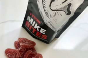 Mike Bites, do Mike Tyson