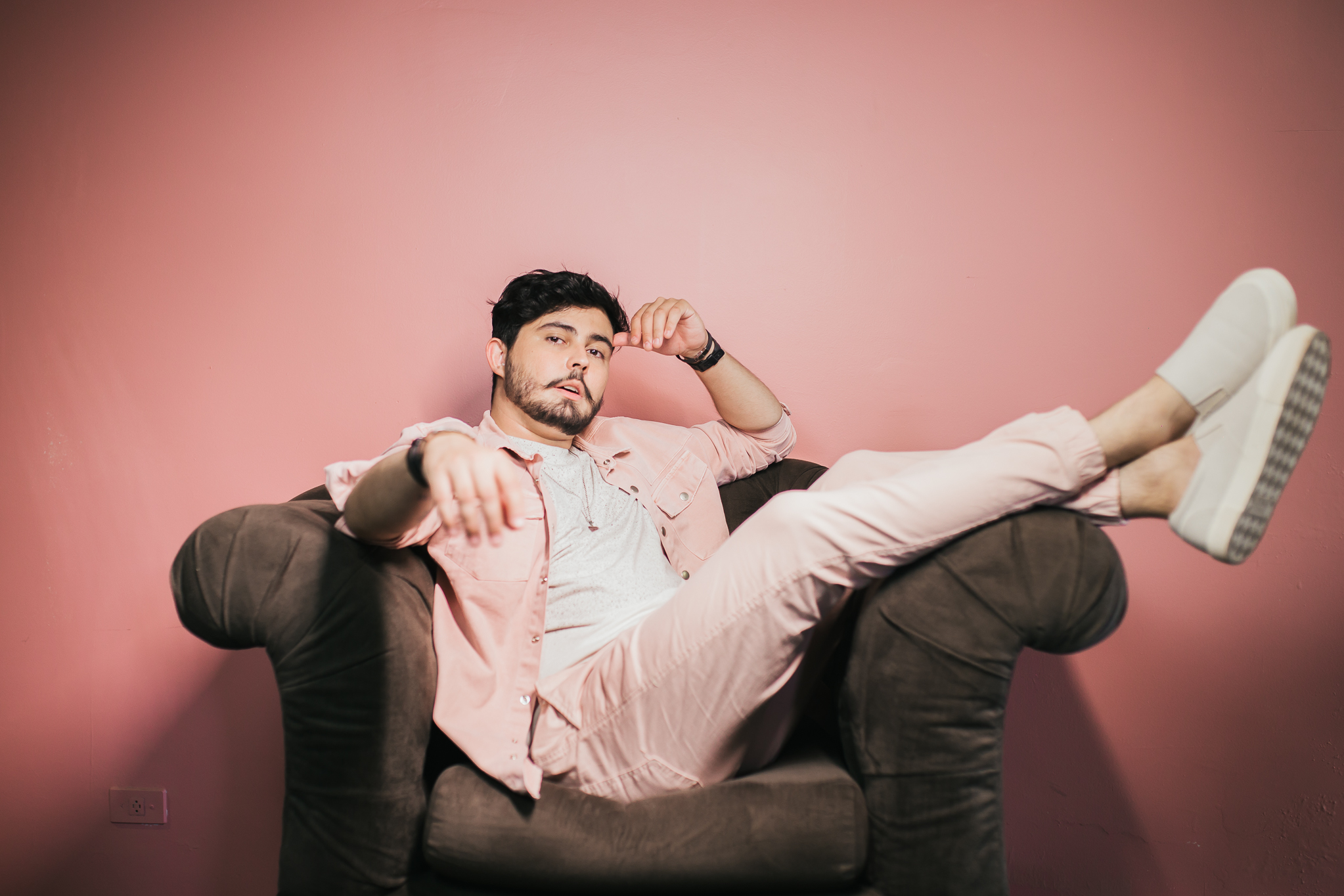 Cantor Manso é atração desta sexta-feira (11/3) no Lowbrow