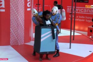 Após 16 horas de prova no 'BBB 22', Douglas é eliminado por pegar no sono; veja quem continua resistindo