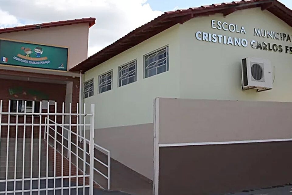 Adolescente esfaqueia colega em escola de São Luís de Montes Belos (GO)