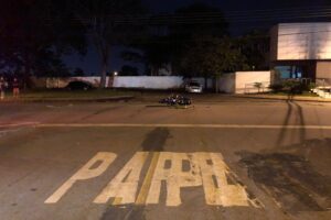 Após atropelar moto em Goiânia, motorista diz que vítima estava em alta velocidade