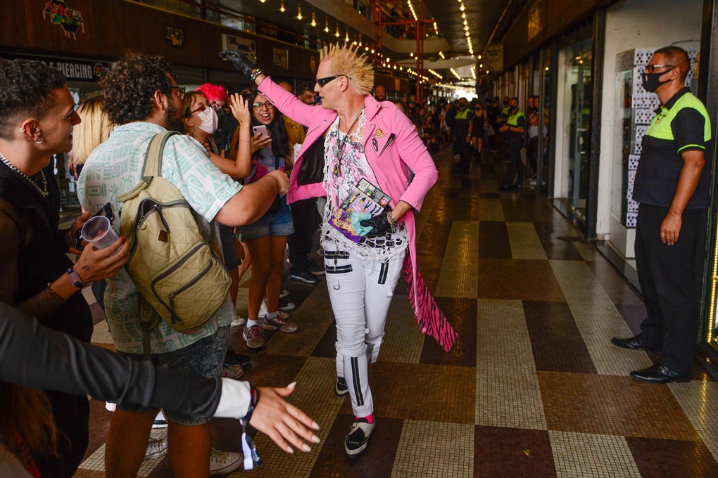 Supla estava com Machine Gun Kelly em São Paulo (SP)