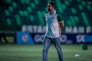 Lucas Oliveira, treinador do Morrinhos