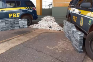 PRF faz maior apreensão de cocaína do ano no estado, em Rio Verde (GO)