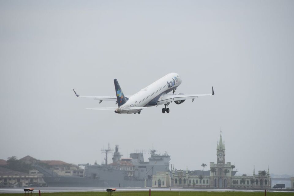 Passagens aéreas saindo de Goiás em julho podem variar em até 65%; veja destino mais caro Pesquisa comparou os preços