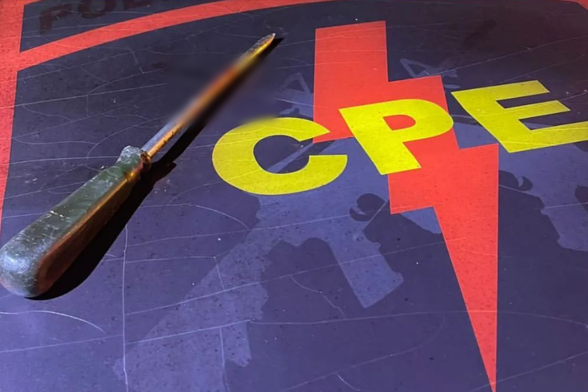 Um homem ficou ferido após reagir à um assalto supostamente cometido por um usuário de drogas, na cidade de Rio Verde, Sudoeste de Goiás. De acordo com a Polícia Militar (PM), o caso aconteceu no meio da rua, no Centro da cidade, nesta segunda-feira (21).