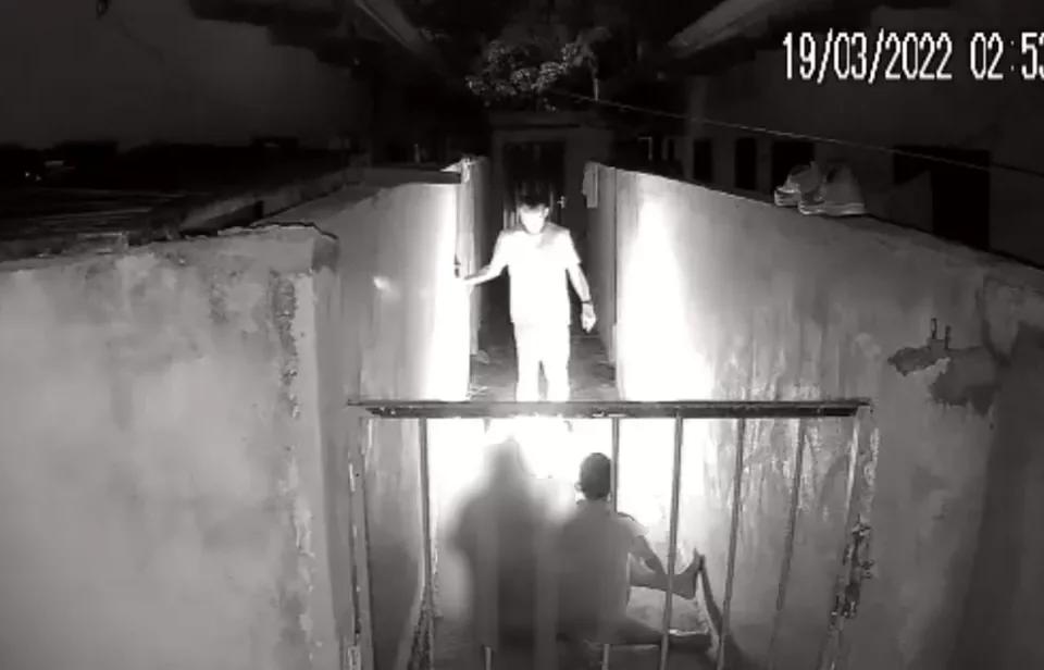 Homem ateia fogo na companheira após ser impedido de sair para beber em Goiânia