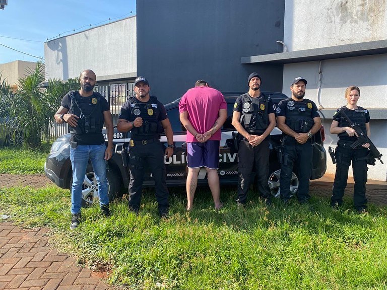 Homem é preso suspeito de armazenar pornografia infantil, em Santa Helena de Goiás