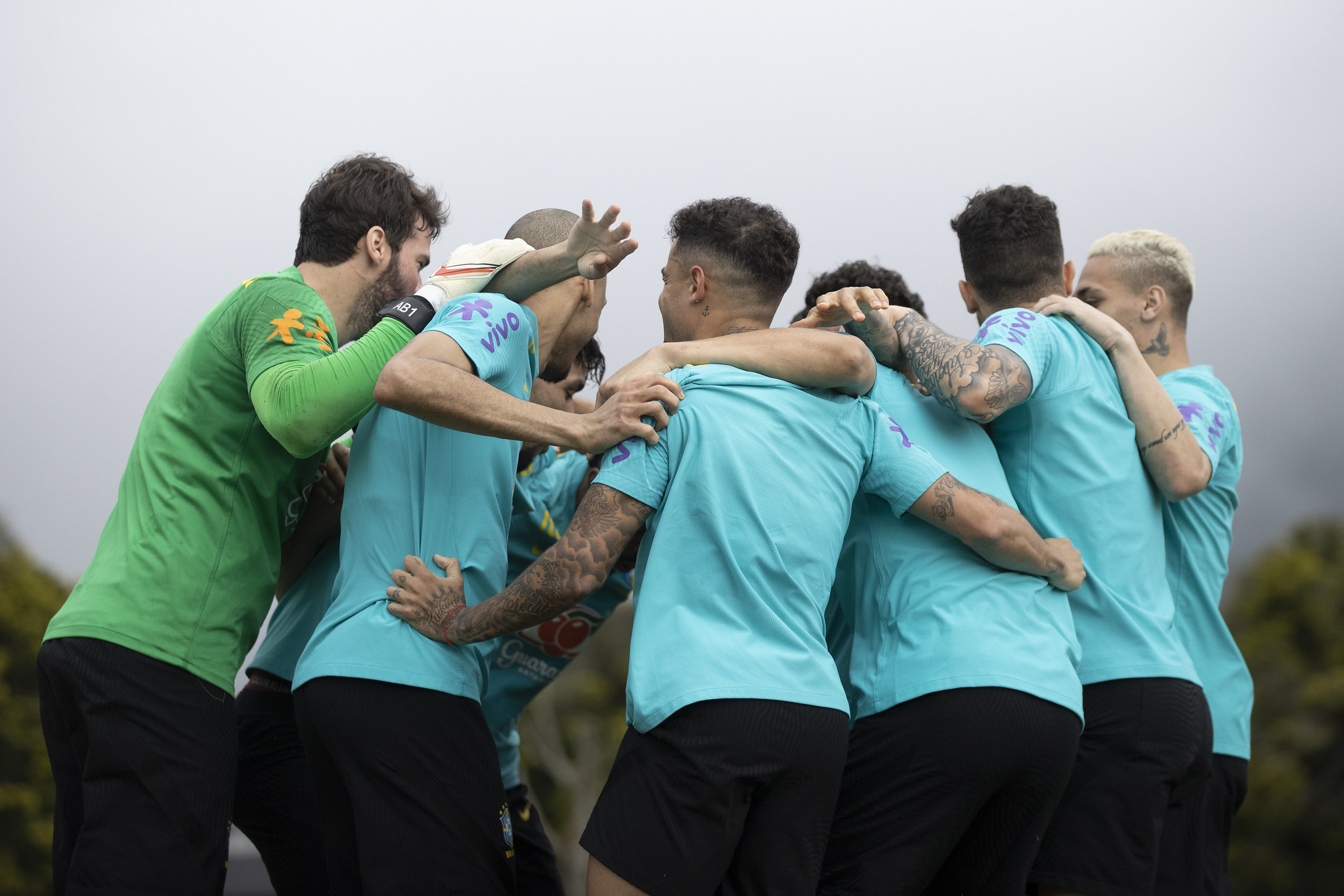 Brasil comemorando em treino