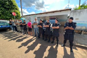 Suspeito foi preso em ação conjunta da PM e PC (Foto: Divulgação)