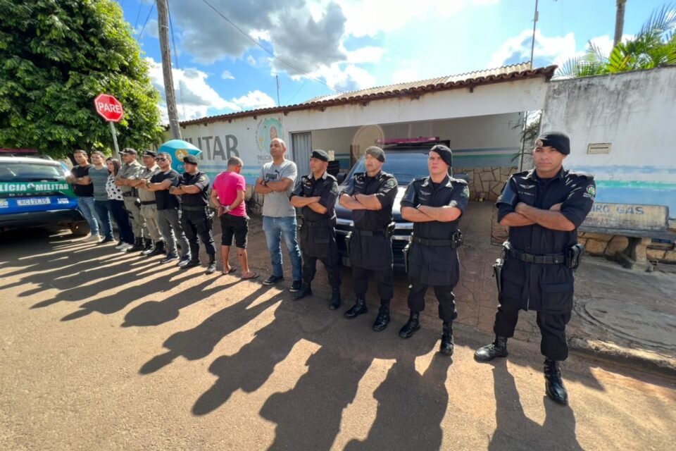Suspeito foi preso em ação conjunta da PM e PC (Foto: Divulgação)