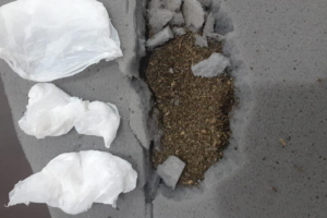 Colchão que escondia drogas é apreendido no presídio de Niquelândia (GO)