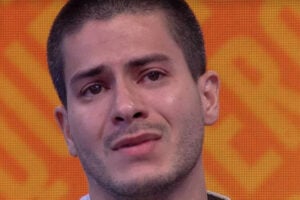 Ator diz que Jogos da Discórdia ativaram nele gatilhos emocionais. BBB 22: 'Estou no limite', diz Arthur Aguiar sobre seu estado emocional