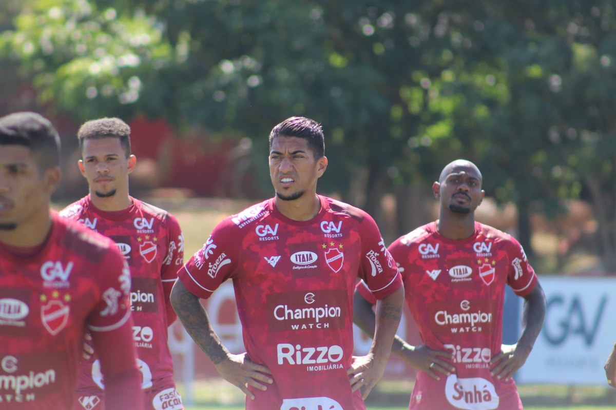 Ralf em treinamento no Vila Nova