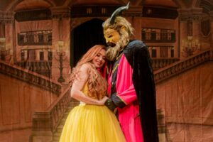 Espetáculo infantil A Bela e A Fera em Goiânia será apresentado neste domingo (10/4)