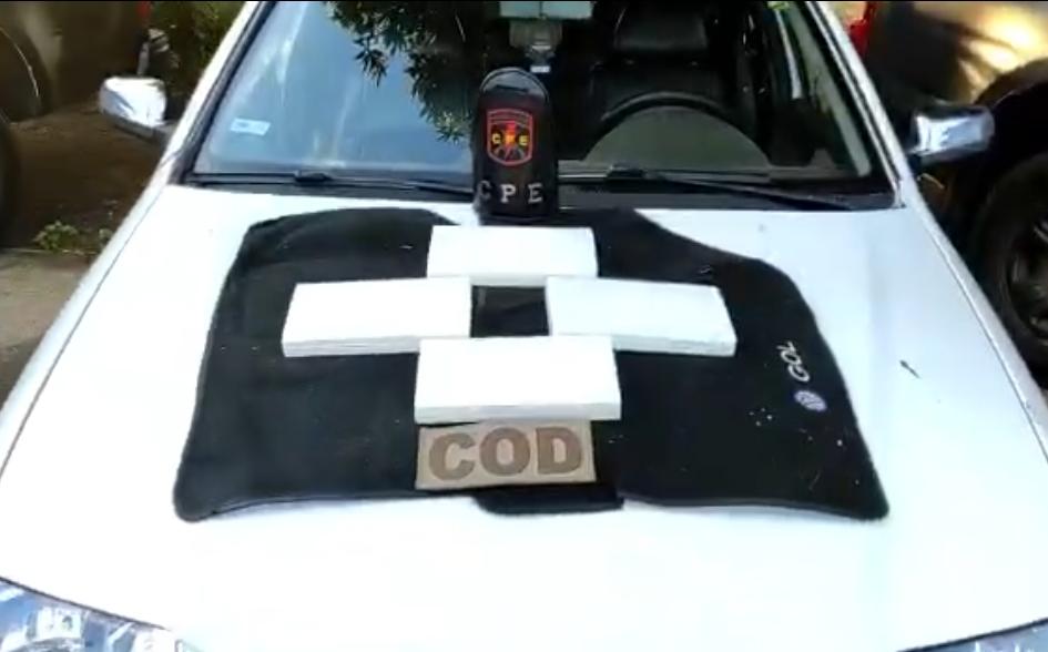 Trio é preso com droga escondida em caixa de sapato em Aparecida de Goiânia