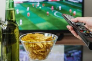 Copa do Home Office: jogos da seleção brasileira serão em dias úteis e expediente deve ser de casa