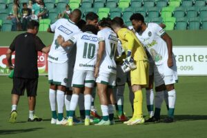 Juninho e Matheus Sales devem chegar ao elenco do Goiás para disputa da Série A