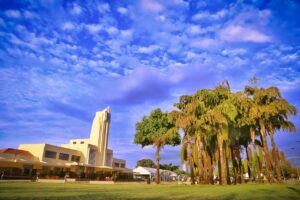 Goiânia recebe exposição Via Sacra com obras de Frei Confaloni e entrada franca