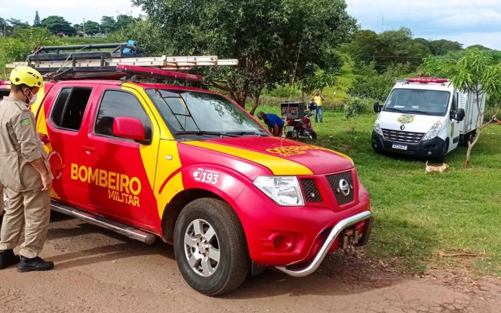 Homem é encontrado morto com 16 perfurações de faca pelo corpo em gruta de Ceres