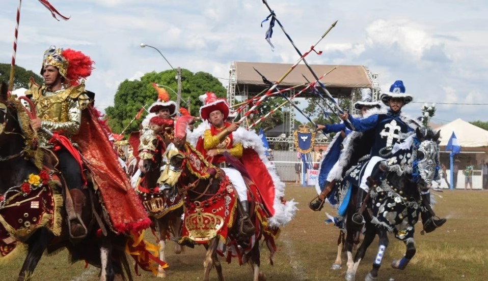 Crixás e Pilar de Goiás confirmam participação no Circuito das Cavalhadas de Goiás