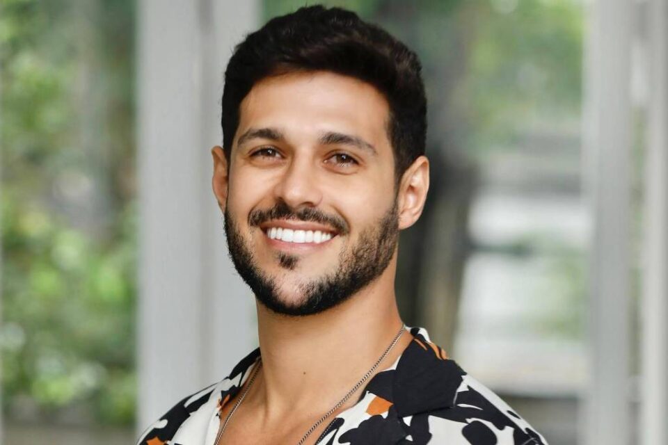 Participante do BBB 22 sofreu acidente em março deste ano. Rodrigo Mussi fará primeira aparição pública no domingo; confira