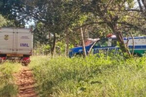 IML e Polícia Militar (PM) foram acionadas (Foto: Reprodução)