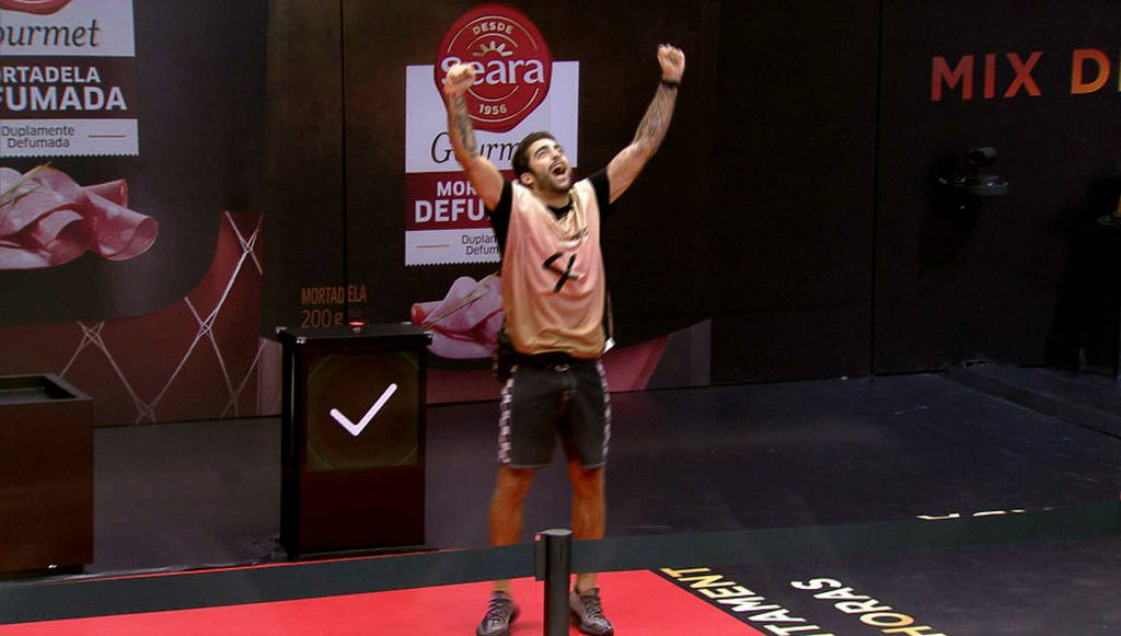 Surfista deverá dar a imunidade a Paulo André. BBB 22: Pedro Scooby vence Prova do Anjo e manda Natália e Eli para o Monstro