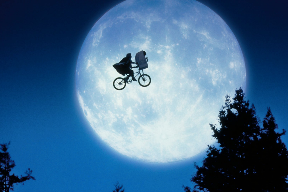 e.t